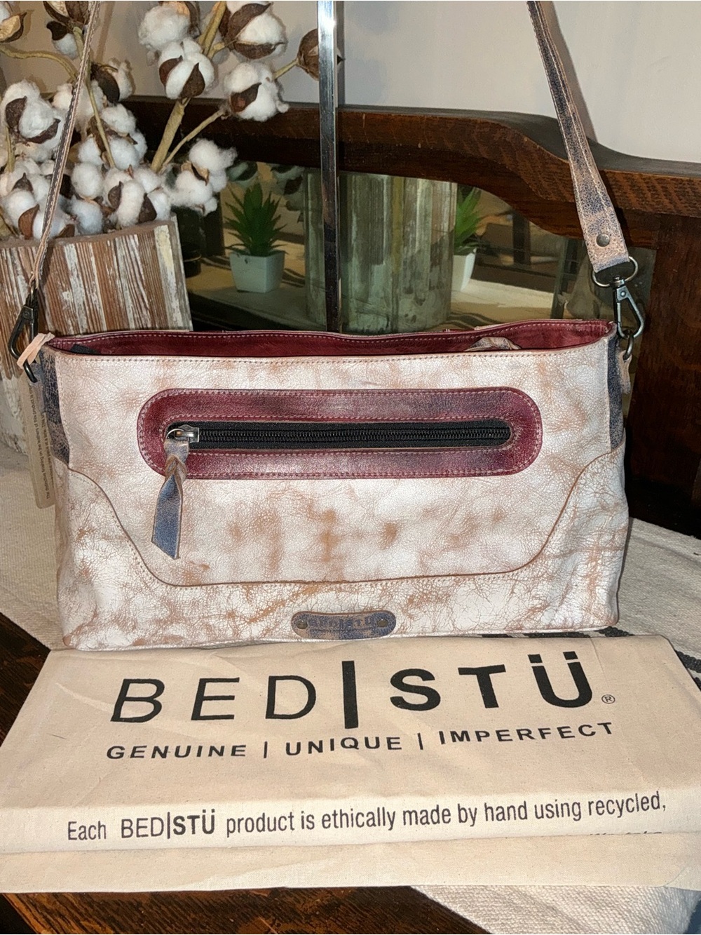 NWT Bed Stu Hyperbolic Shoulder Bag Handbag Americana Lux Red White Blue $235 - Picture 7 of 15